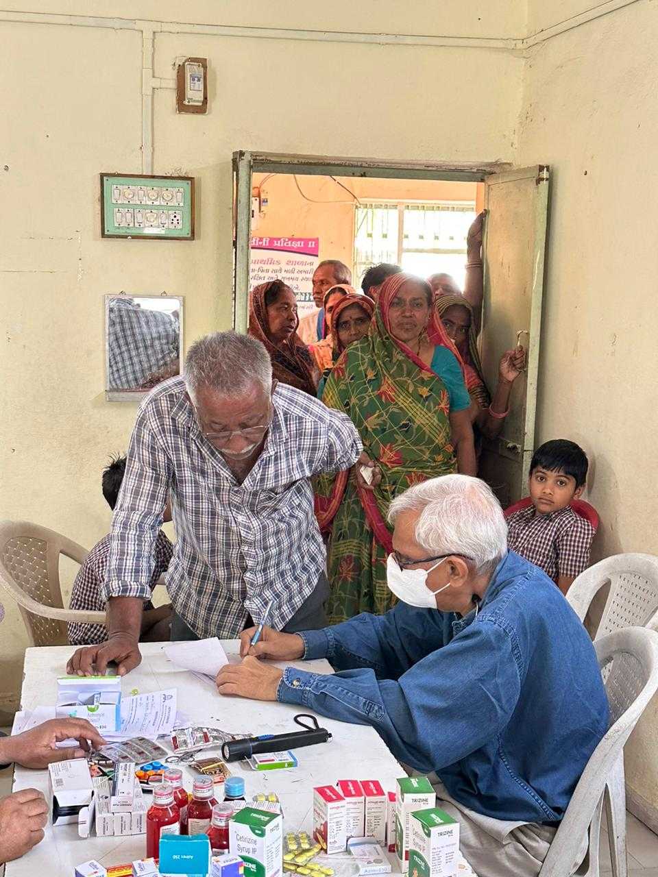  14th March 2023 Diagnostic Health check-up camp at village Hebatpur taluka Dasada, Gujarat.
A total of 80 villagers (Males 38 Females 42) turn up for check-ups of which 43 senior citizens (Males 18 Females 25) Medicines were given free. 
We have also distributed 100 steel plates to the students of primary school to eat mid-day meals. The joy of the children getting to eat on a new plate was so good to watch. 