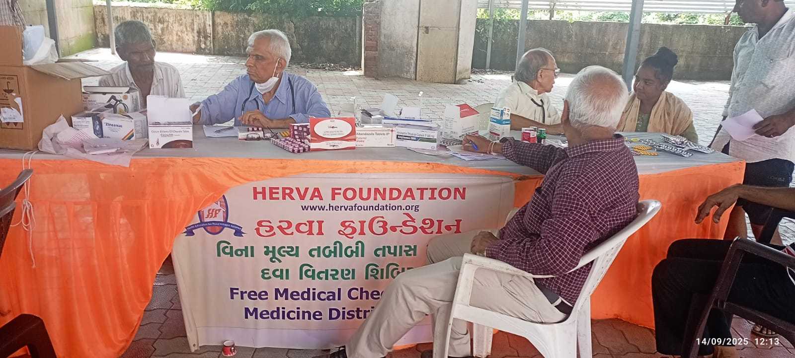 .DIAGNOSTIC HEALTH CHECK-UP & FREE MEDICINE DISTRIBUTION CAMP
Date: Sunday, 14.09.2025
Location: Village Lihoda, Taluka Dehgam, District Gandhinagar, Gujarat
 Herva Foundation, in association with SEWA Gandhinagar, organized a Diagnostic Health Check-up and Free Medicine Distribution Camp at Village Lihoda. Free medicines were distributed to all patients in need, ensuring that timely treatment could begin without financial burden.